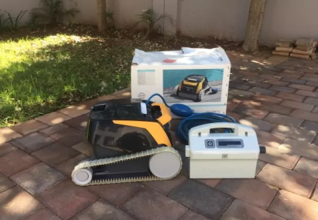 Dolphin E20