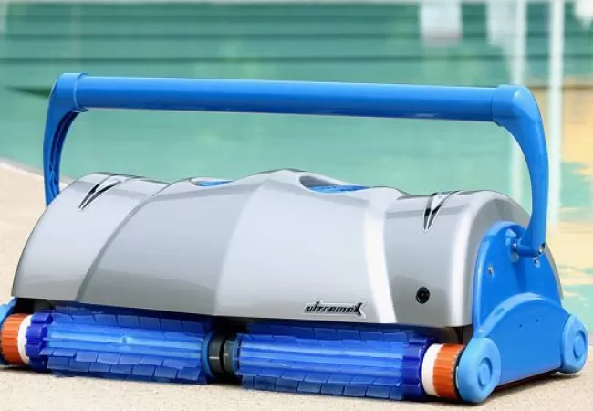 Aquabot Ultramax